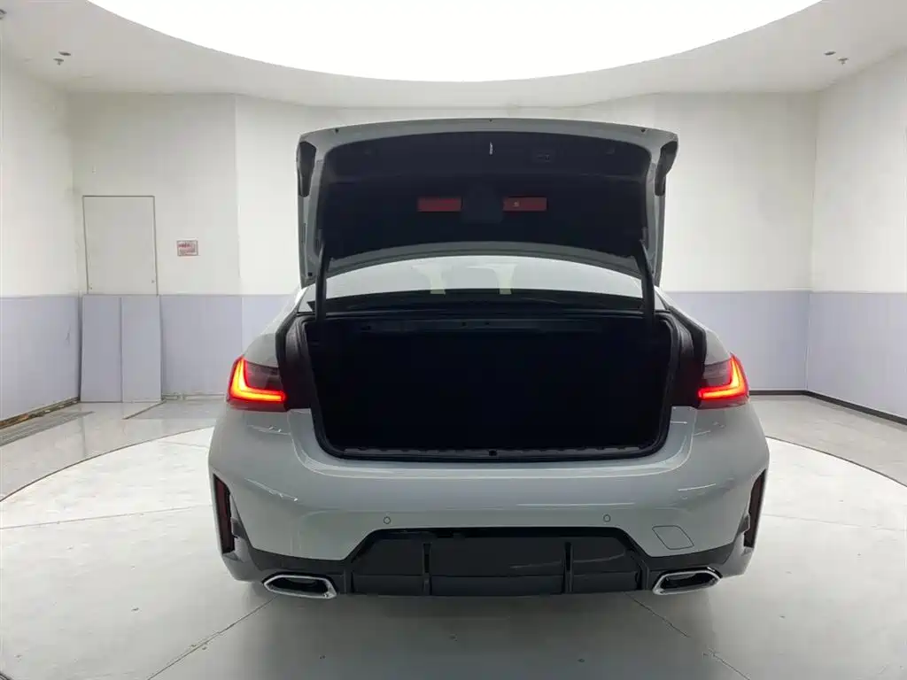 BMW 3 Series 2025 325Li M Sports Package купить на сайте DeffCars