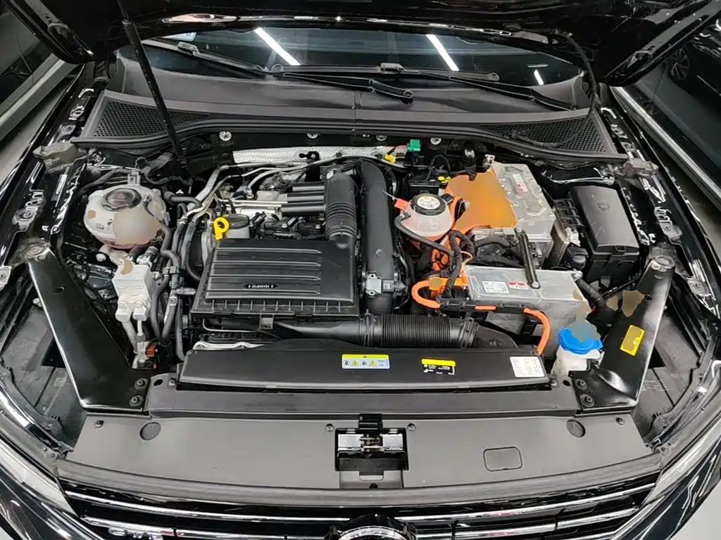 Magotan GTE plug-in hybrid 2022 GTE luxury model купить на сайте DeffCars