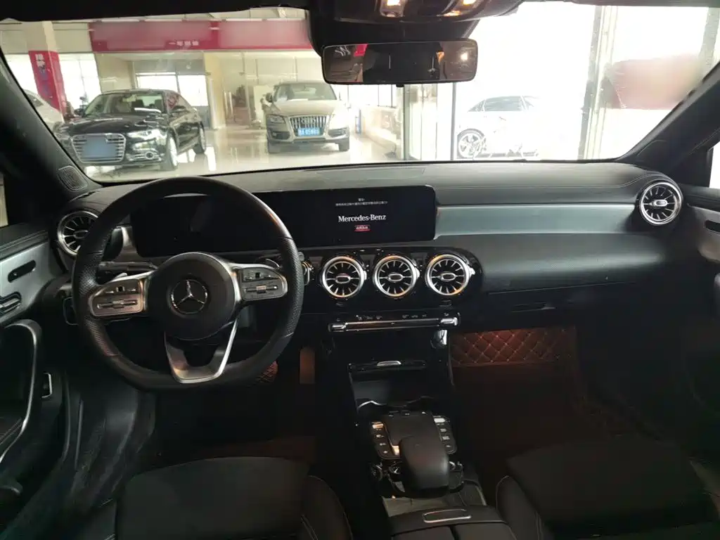 Mercedes-Benz A-Class 2020 facelift A 220 L 4MATIC sports sedan купить на сайте DeffCars