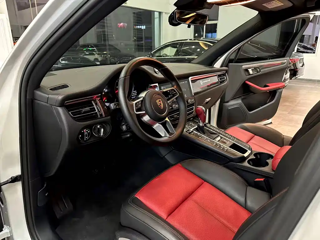 Macan 2021 Macan 2.0T купить на сайте DeffCars
