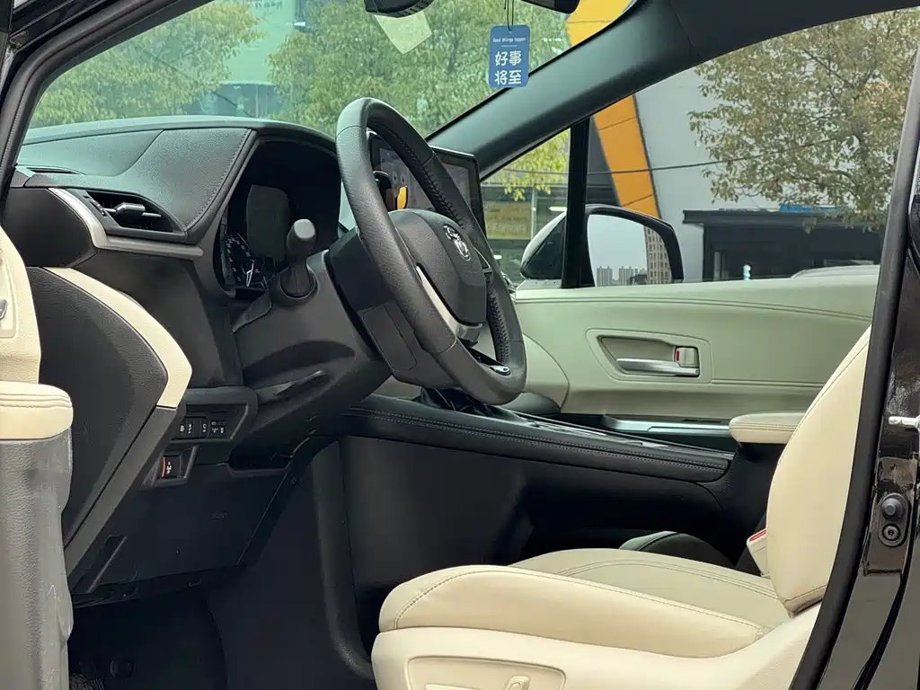 SIENNA 2024 2.5L hybrid four-wheel drive premium version купить на сайте DeffCars