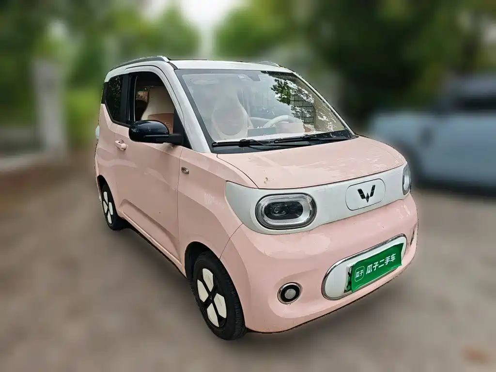 Hongguang MINIEV 2024 third generation 215km advanced version купить на сайте DeffCars