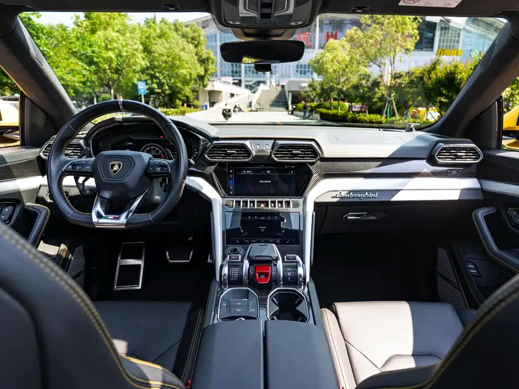 Urus 2018 4.0T V8 купить на сайте DeffCars