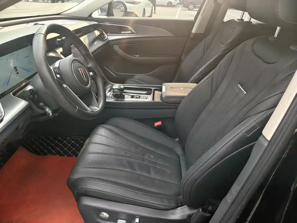 Hongqi H5 2024 2.0T Automatic Zhilianqichang Edition купить на сайте DeffCars
