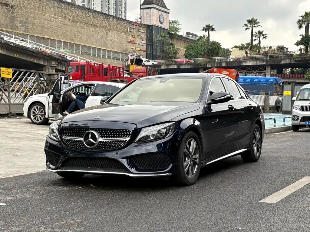 Mercedes-Benz C-Class 2018 C 200 L Sports Edition купить на сайте DeffCars