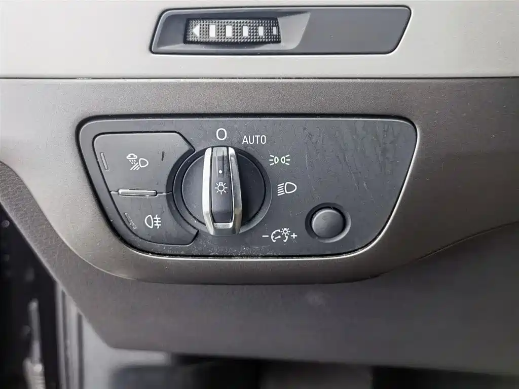 Audi Q7 2019 45 TFSI Comfort купить на сайте DeffCars