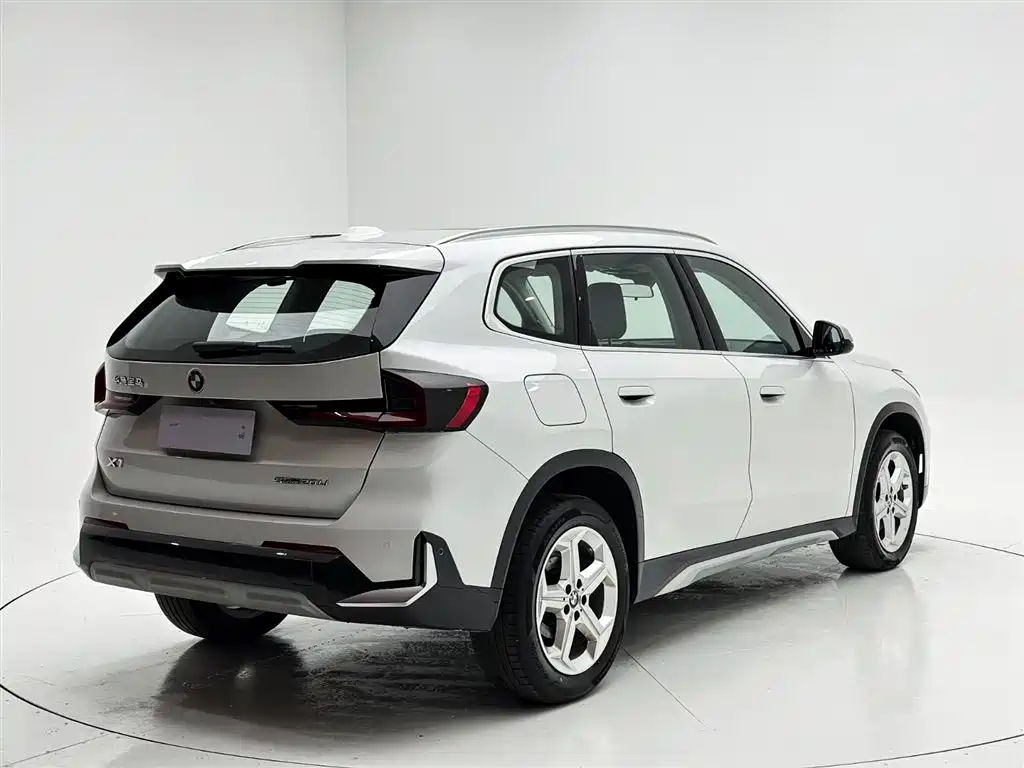 BMW X1 2023 sDrive20Li X Design Package купить на сайте DeffCars