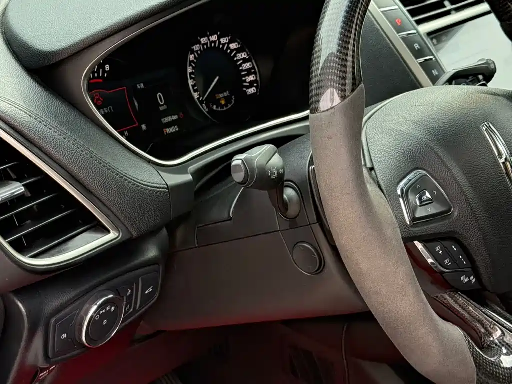 Lincoln MKX 2015 2.0T four-wheel drive premium version купить на сайте DeffCars