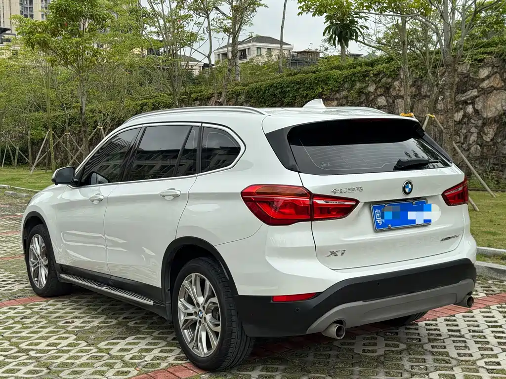 BMW X1 2019 sDrive20Li Leading Model купить на сайте DeffCars
