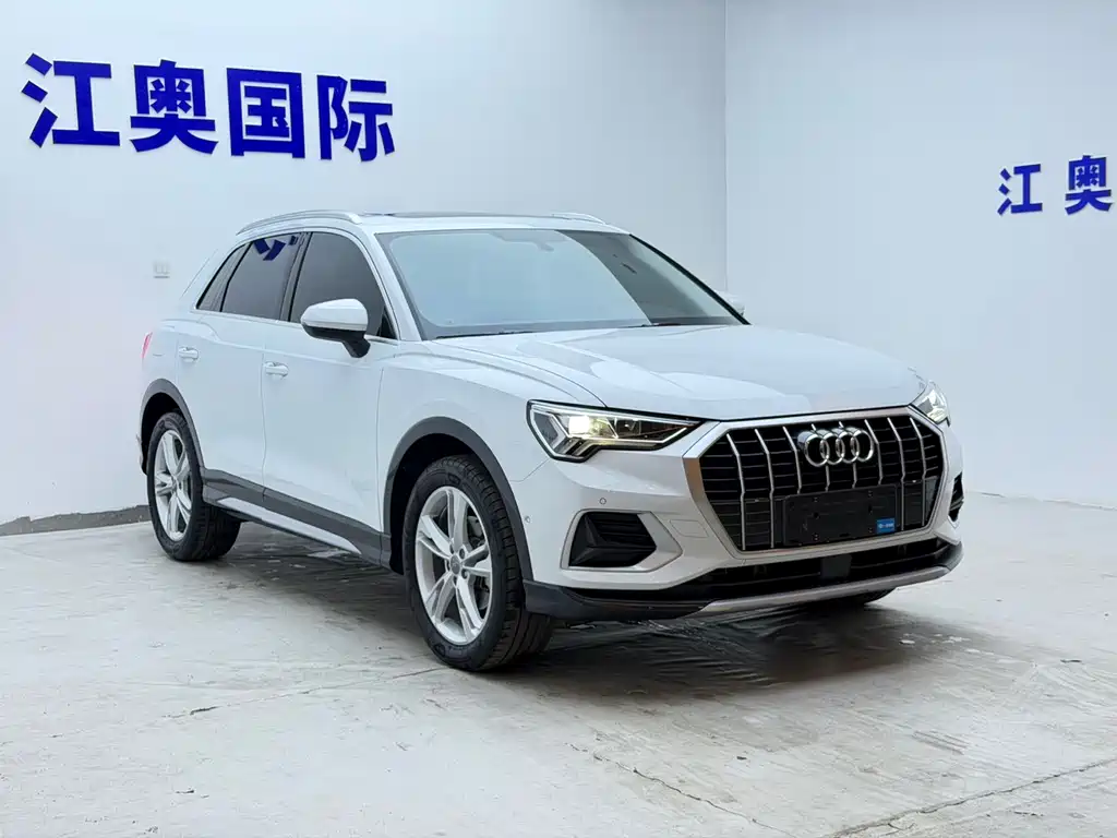 Audi Q3 2021 35 TFSI Fashionable and Elegant купить на сайте DeffCars
