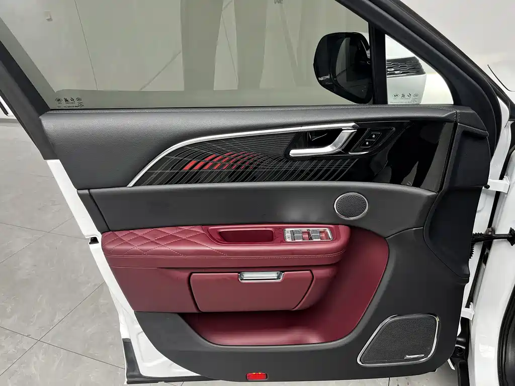Hongqi E-HS9 2022 model 690km flagship version six seats купить на сайте DeffCars