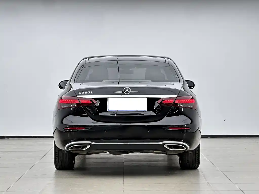 Mercedes-Benz E-Class 2023 E 260 L купить на сайте DeffCars