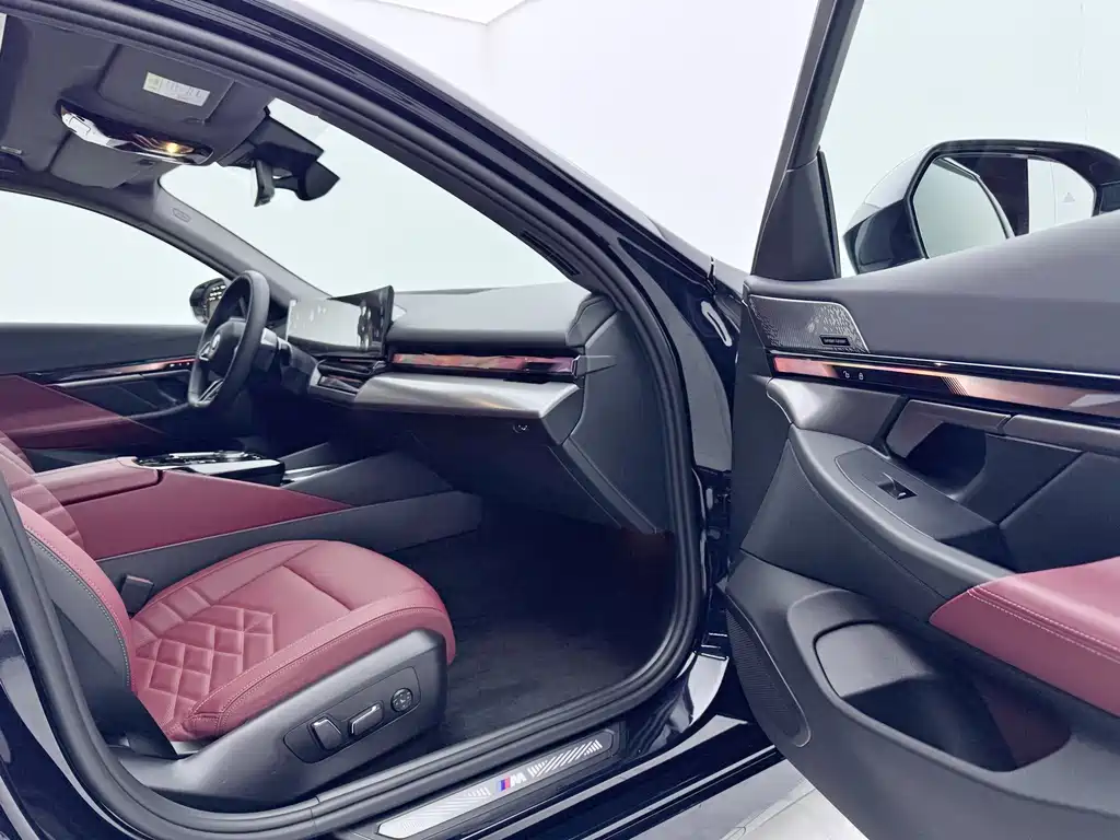BMW i5 2025 eDrive 40L M Sports Package купить на сайте DeffCars