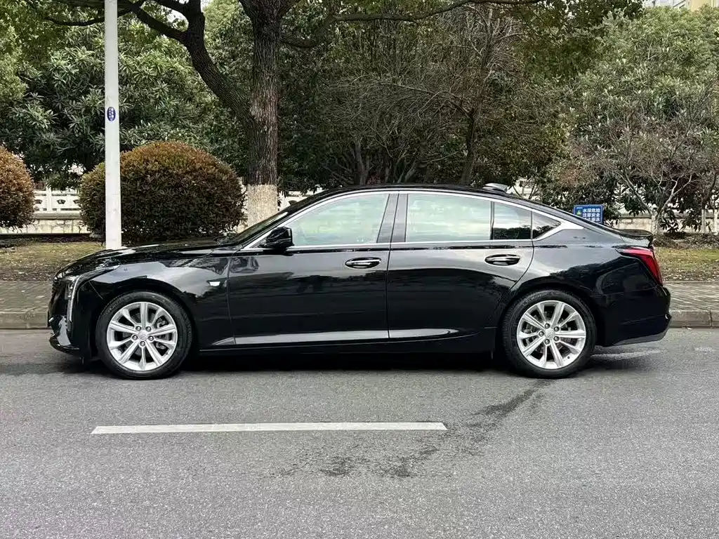 Cadillac CT5 2024 28T Luxury Pro купить на сайте DeffCars