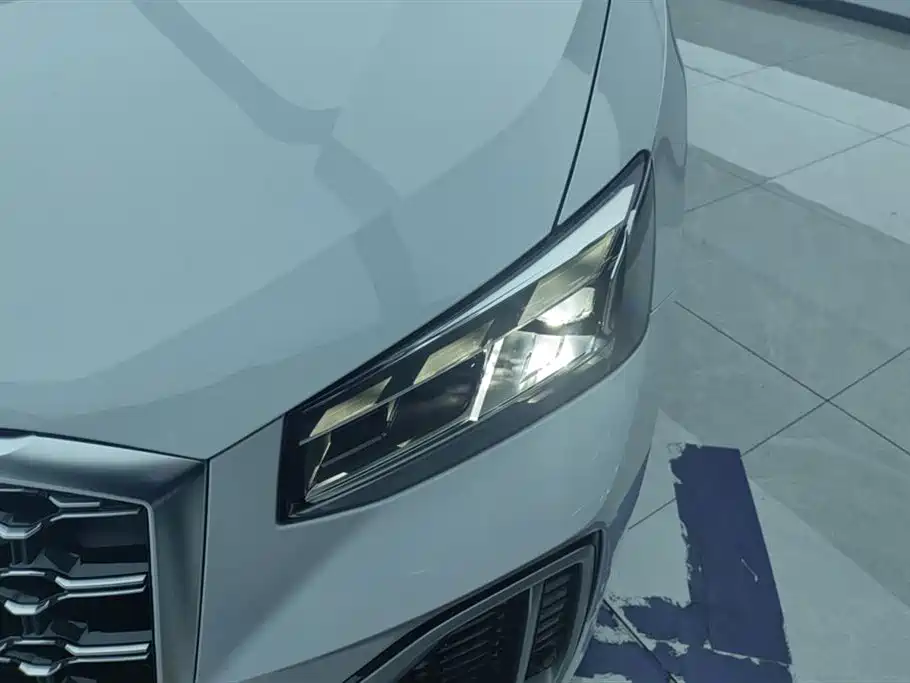Audi Q2L 2022 35 TFSI aggressive and dynamic model купить на сайте DeffCars
