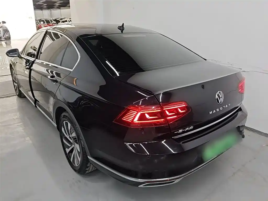 Magotan GTE plug-in hybrid 2022 GTE luxury model купить на сайте DeffCars