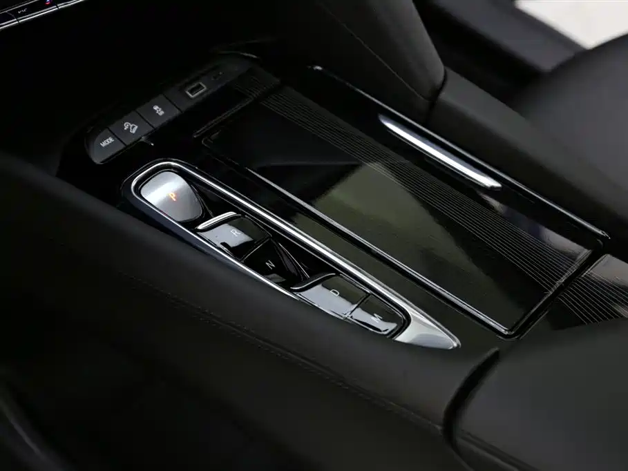 Angkeqi 2022 652T four-wheel drive flagship model 6 seats купить на сайте DeffCars