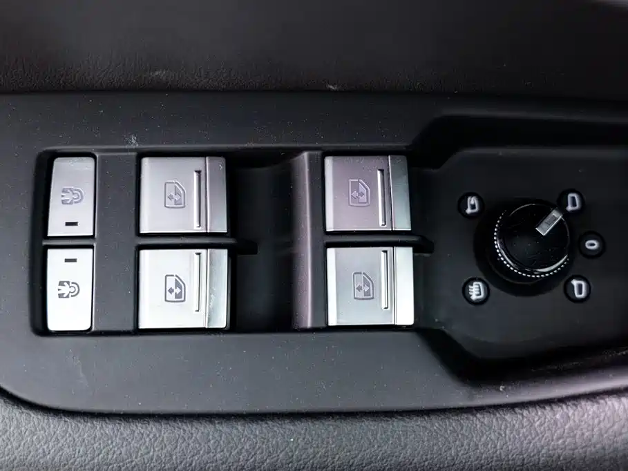 Audi A6L 2023 45 TFSI Premium Elegant Model купить на сайте DeffCars