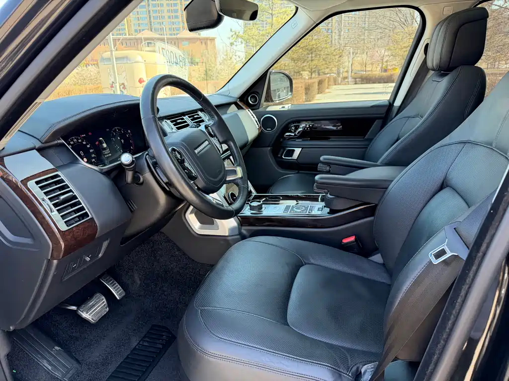 Range Rover 2020 3.0 L6 Legend Edition купить на сайте DeffCars