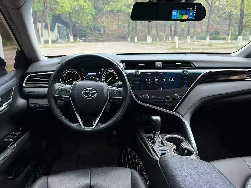 Camry 2019 facelift 2.5G Deluxe Edition купить на сайте DeffCars