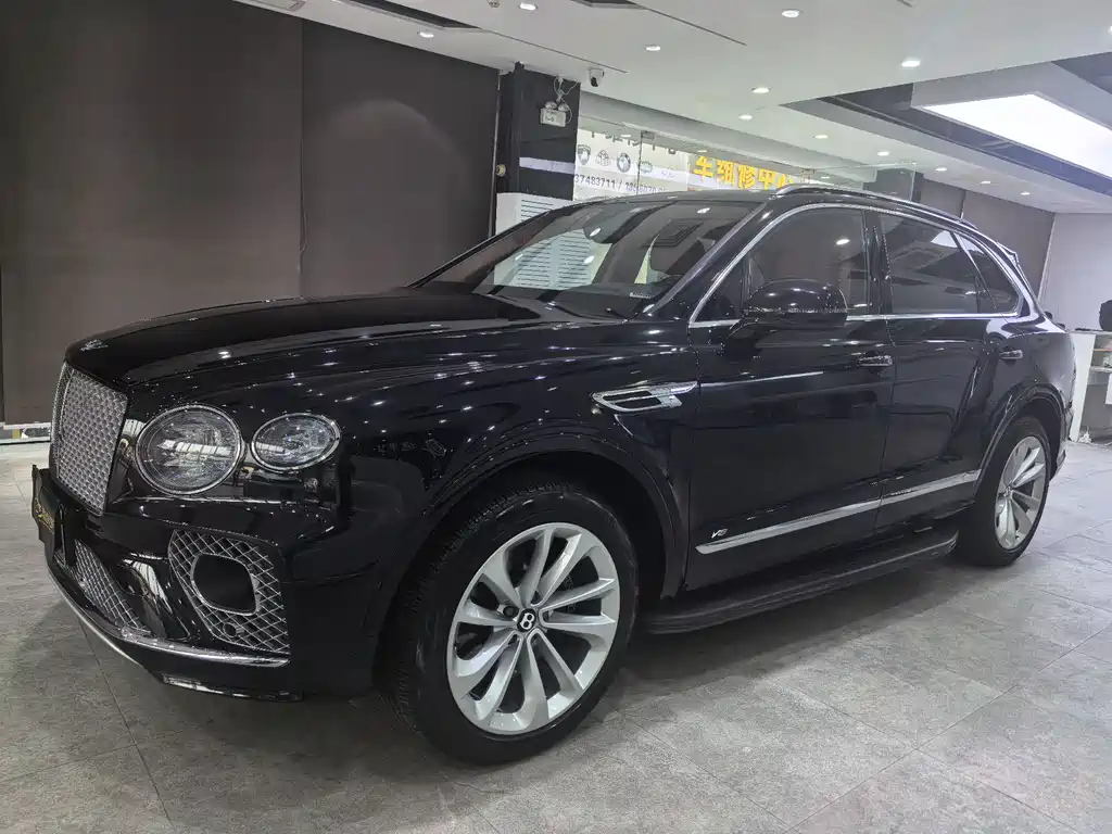 Bentayga 2021 4.0T V8 купить на сайте DeffCars