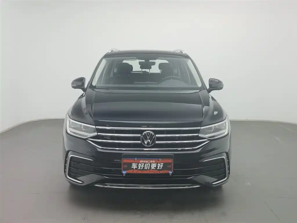 Tiguan L 2024 330TSI automatic two-wheel drive R-Line version купить на сайте DeffCars