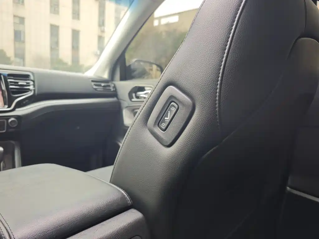 Commander 2018 2.0T 2WD Premium Edition National V купить на сайте DeffCars