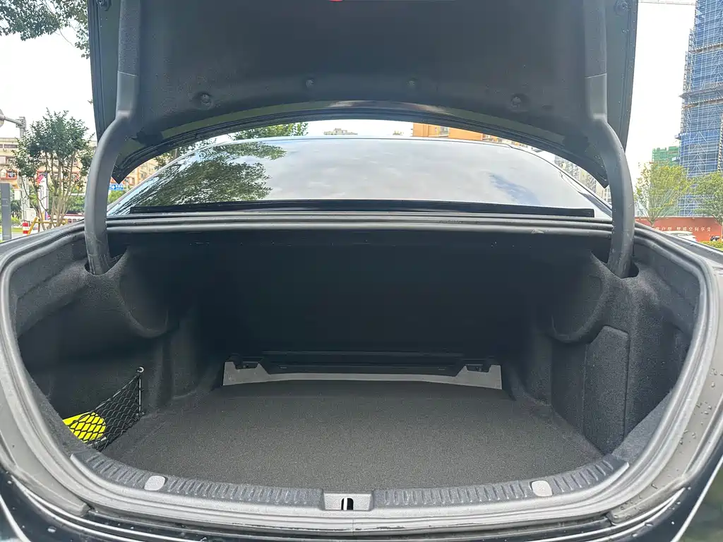 Mercedes E-Class 2018 facelift E 300 L sports luxury model купить на сайте DeffCars
