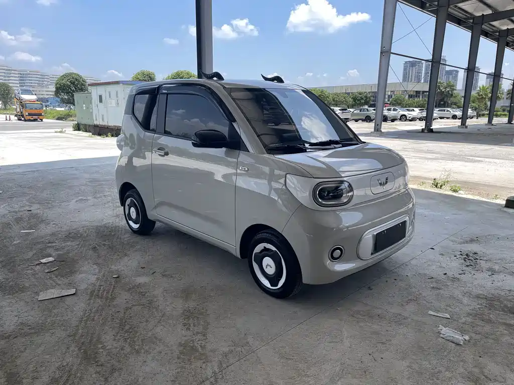 Hongguang MINIEV 2024 third generation 215km youth version купить на сайте DeffCars