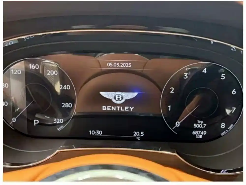 Bentayga 2021 4.0T V8 купить на сайте DeffCars