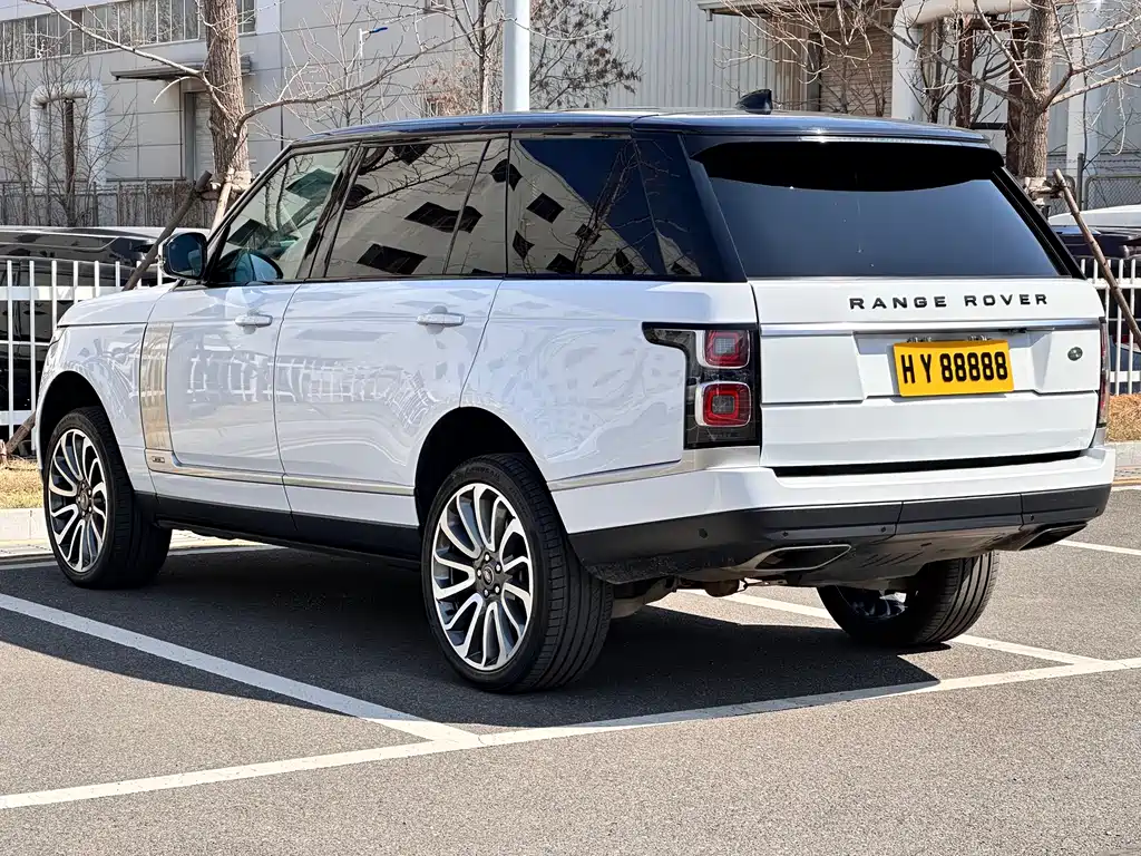 Range Rover 2022 3.0 L6 400PS Honor Creation Extended Edition купить на сайте DeffCars