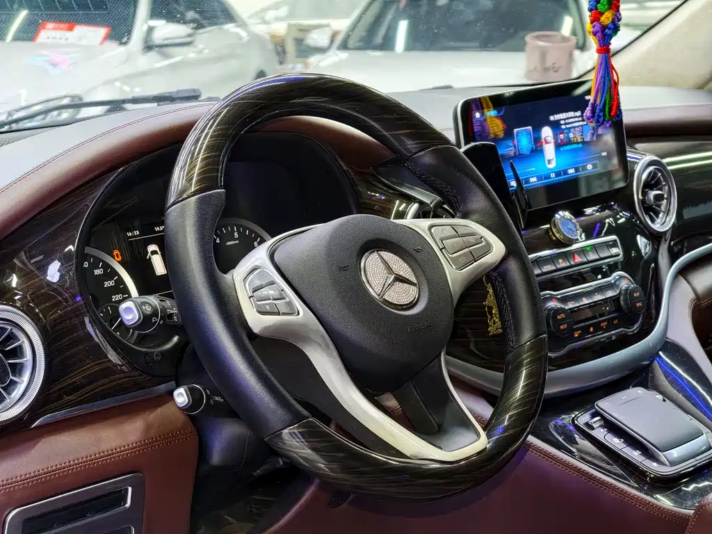 Vito 2020 2.0T Elite Edition 7 seats купить на сайте DeffCars