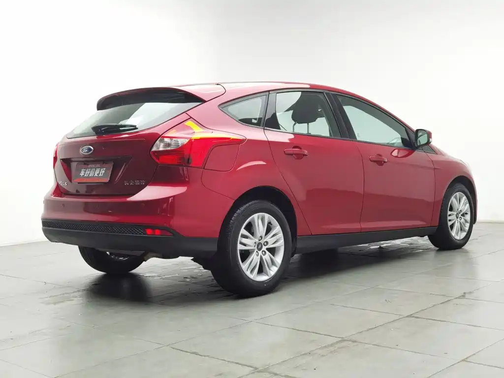 Focus 2012 hatchback 1.6L automatic comfort type купить на сайте DeffCars