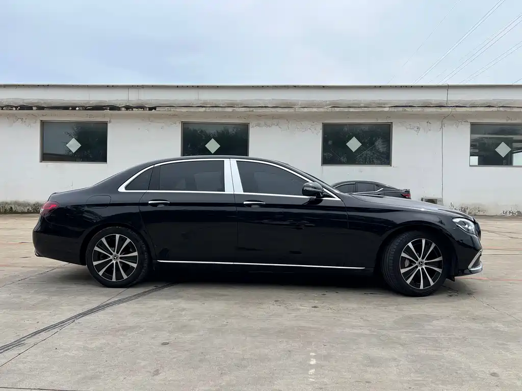 Mercedes-Benz E-Class New Energy 2022 Model Three E 350 e L plug-in hybrid sedan купить на сайте DeffCars