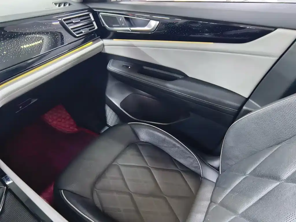 Touron 2022 380TSI four-wheel drive supreme flagship version купить на сайте DeffCars
