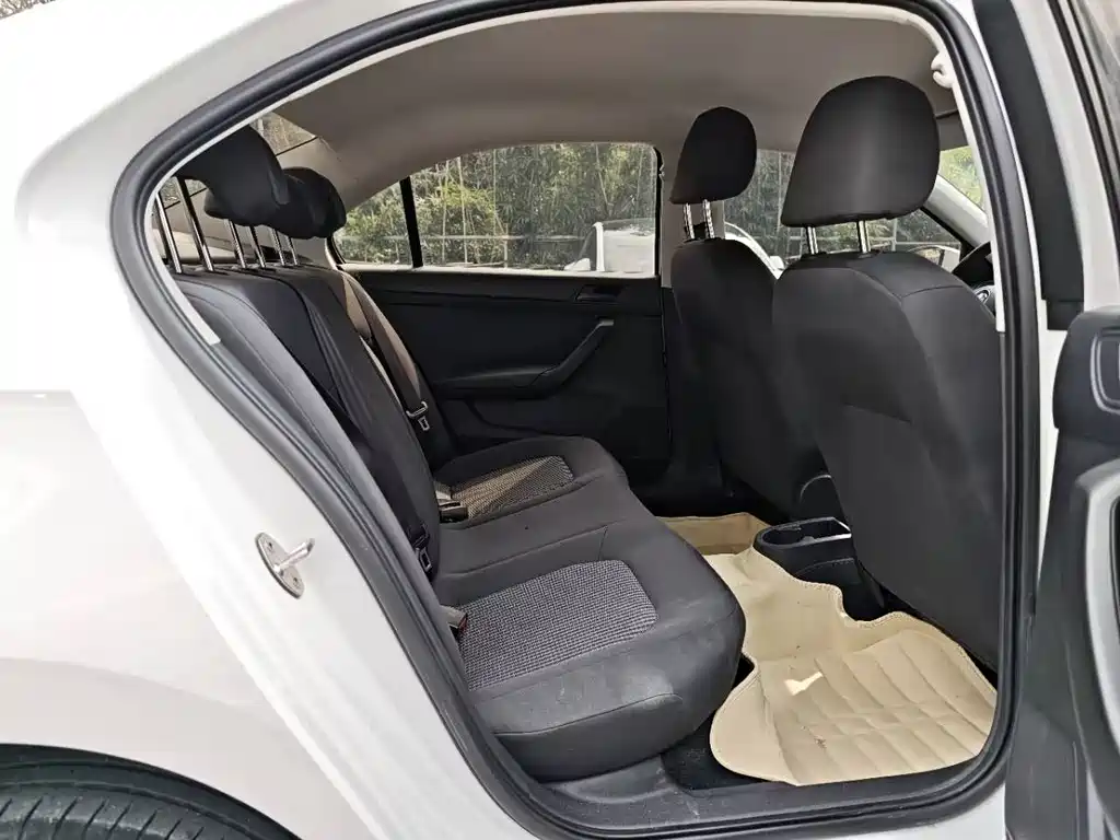 Santana 2021 1.5L Manual Fashion Edition купить на сайте DeffCars