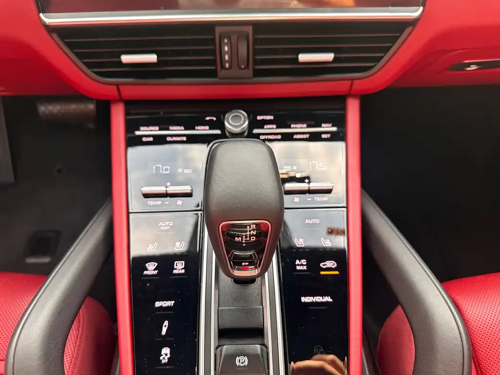 Cayenne 2022 3.0T Platinum Edition купить на сайте DeffCars