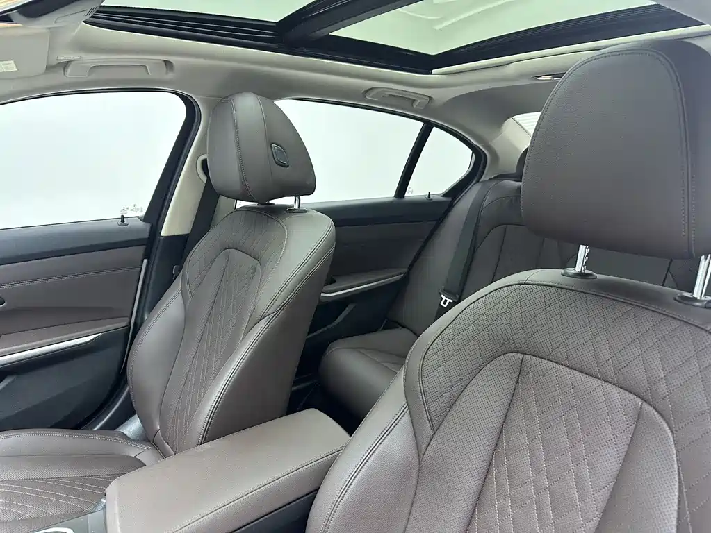 BMW 3 Series 2022 320Li M Sports Package купить на сайте DeffCars