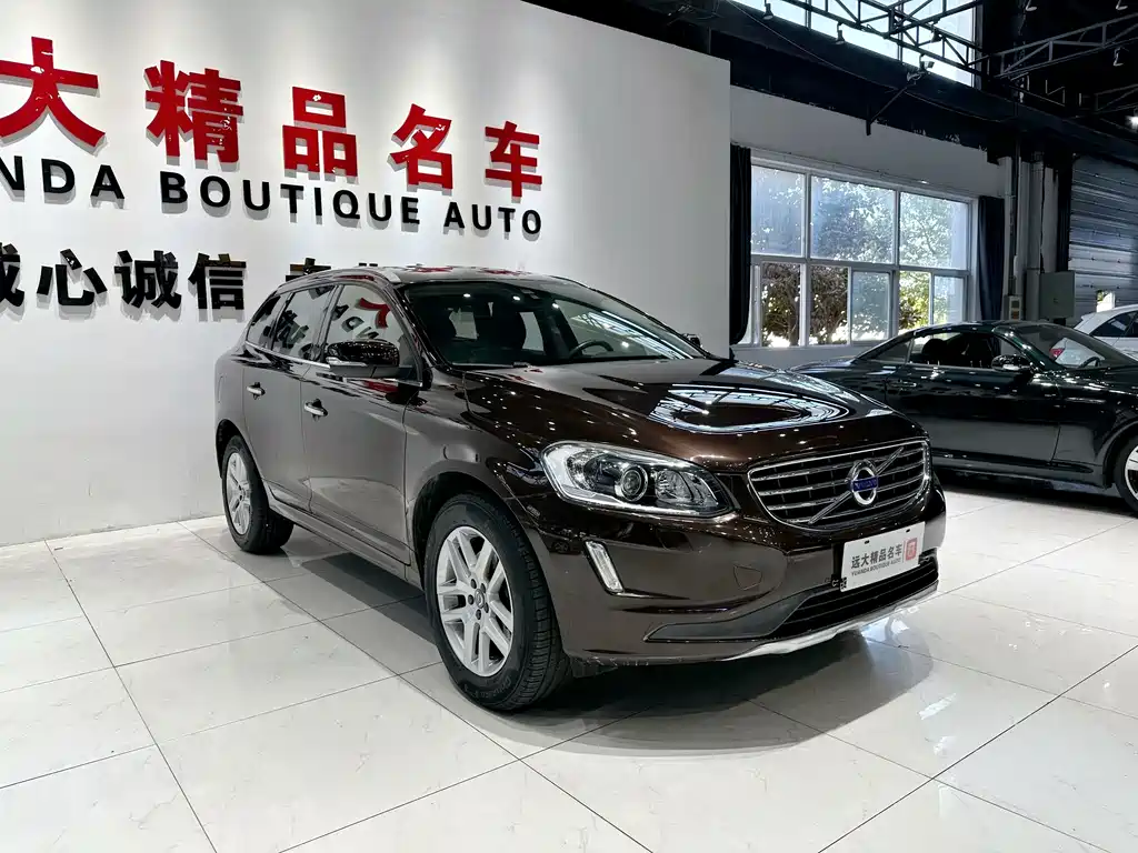 Volvo XC60 2017 T5 Smart Travel upgraded version купить на сайте DeffCars