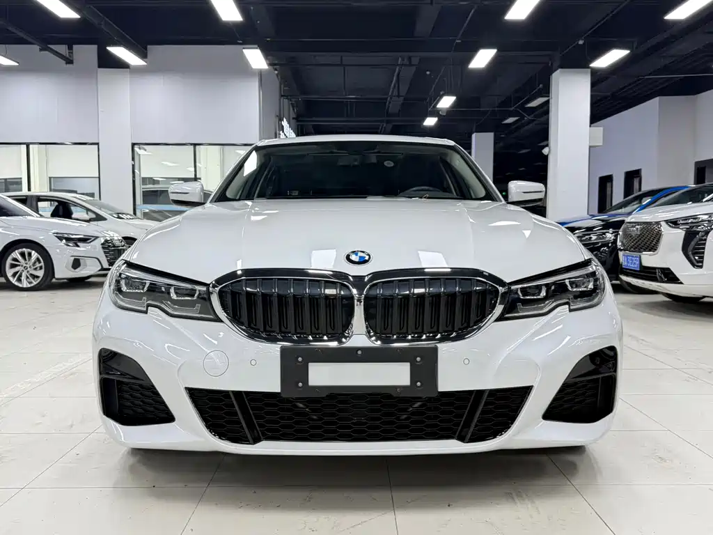 BMW 3 Series 2022 320Li M Sports Package купить на сайте DeffCars