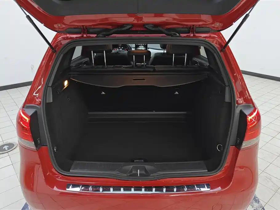 Mercedes-Benz B-Class 2017 B 200 Dynamic купить на сайте DeffCars