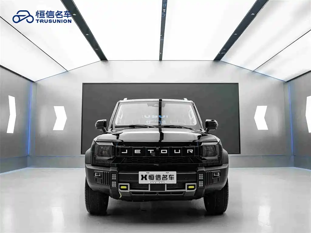 Jietu Traveler 2023 2.0T four-wheel drive conquers купить на сайте DeffCars