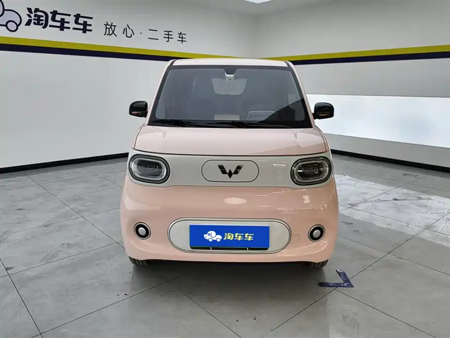 Hongguang MINIEV 2024 third generation 215km youth version купить на сайте DeffCars