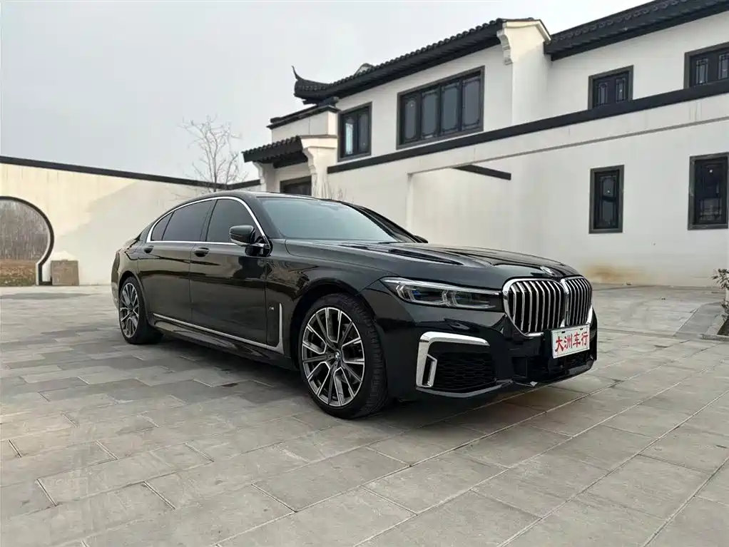 BMW 7 Series 2021 740Li xDrive Executive M Sports Package купить на сайте DeffCars