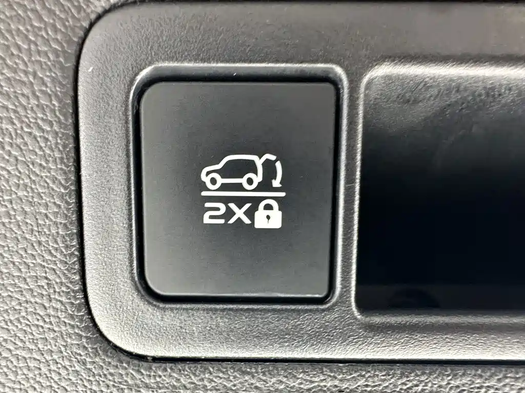 Changan CS35 PLUS 2023款 畅享版 1.4T DCT尊贵型 купить на сайте DeffCars