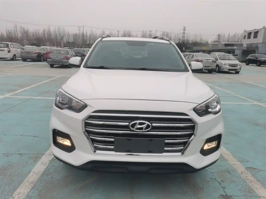Beijing Hyundai ix35 2019 2.0L automatic two-wheel drive Zhiyong·Enjoy Edition National V купить на сайте DeffCars