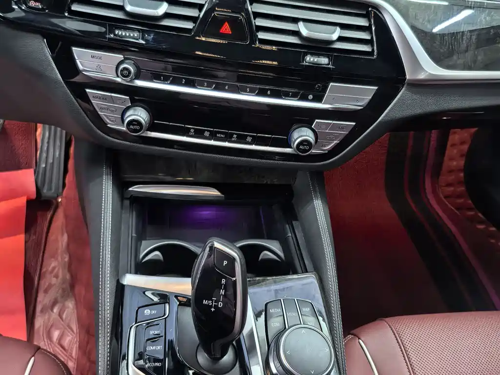 BMW 5 Series 2021 525Li M Sports Package купить на сайте DeffCars