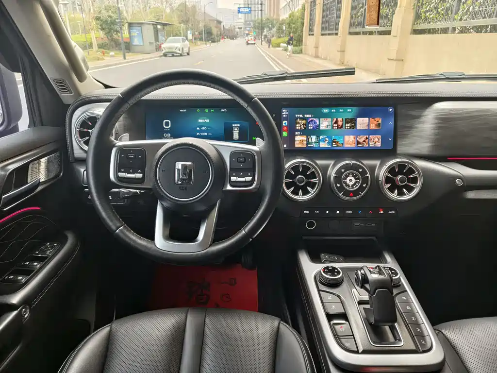 Tank 300 2023 Off-Road Version 2.0T Conqueror купить на сайте DeffCars