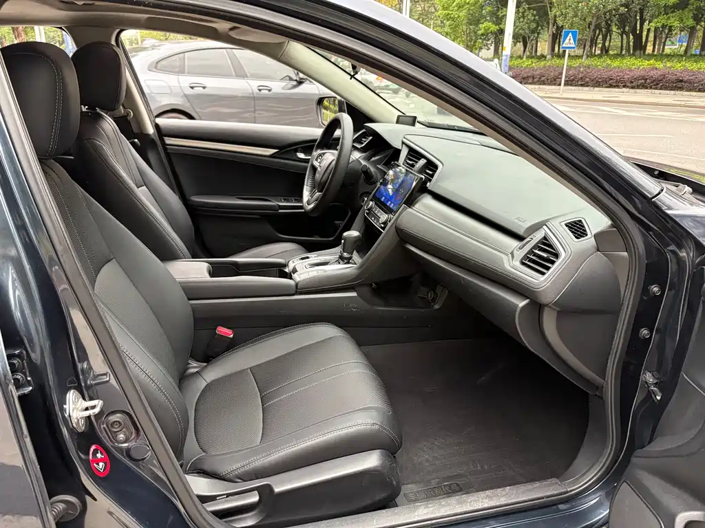 Civic 2016 180TURBO CVT Comfort Edition купить на сайте DeffCars