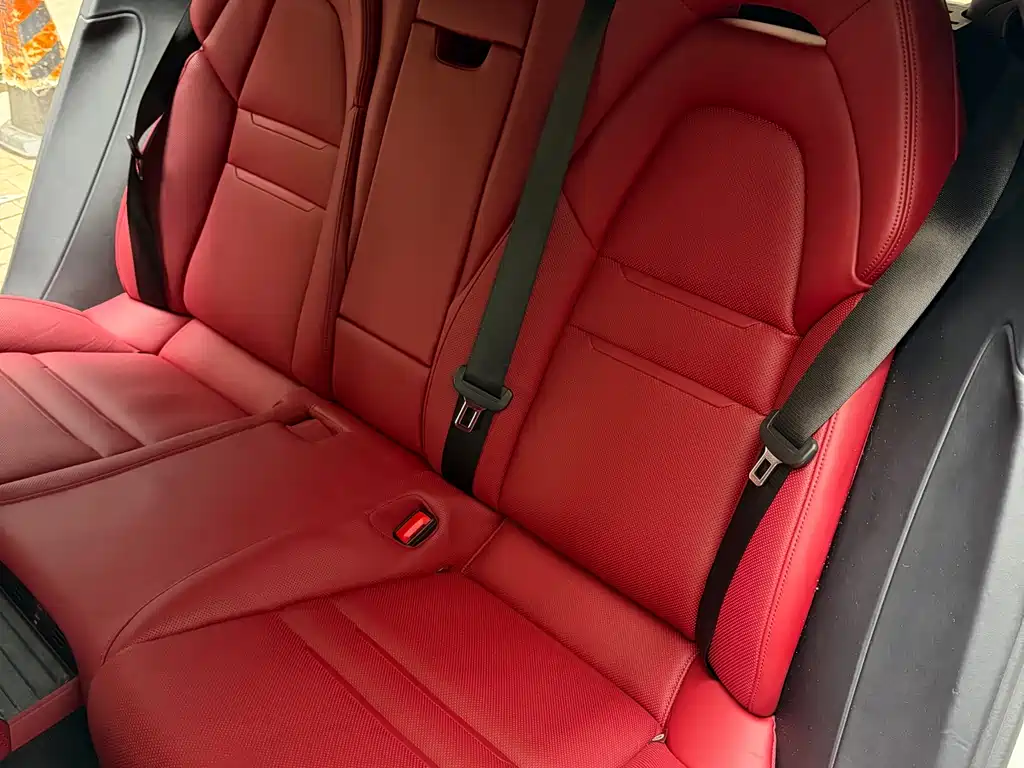 Panamera 2023 Panamera 2.9T Platinum Edition купить на сайте DeffCars